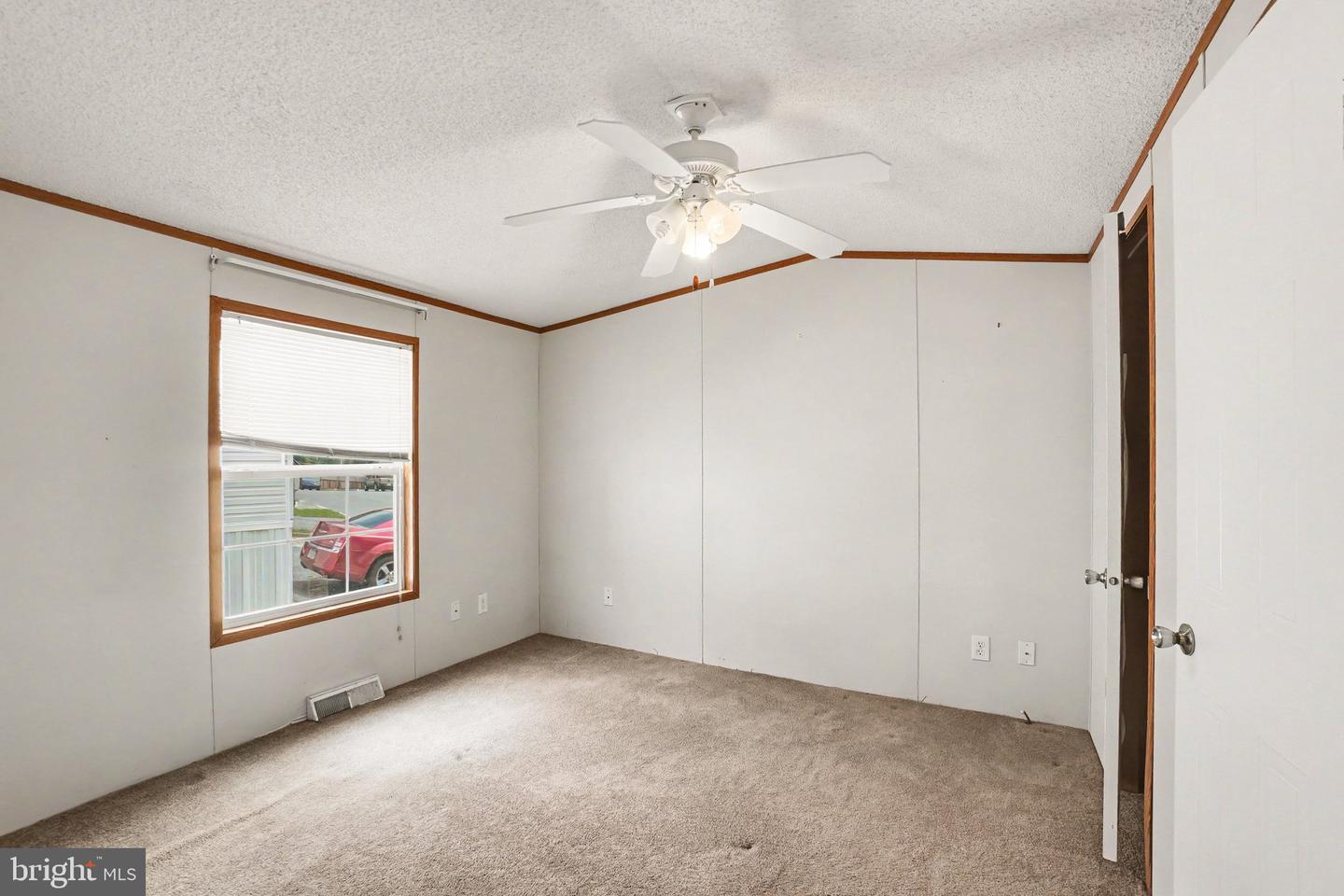 2461 Elizabeth Ave #d-09 Property Photo 17