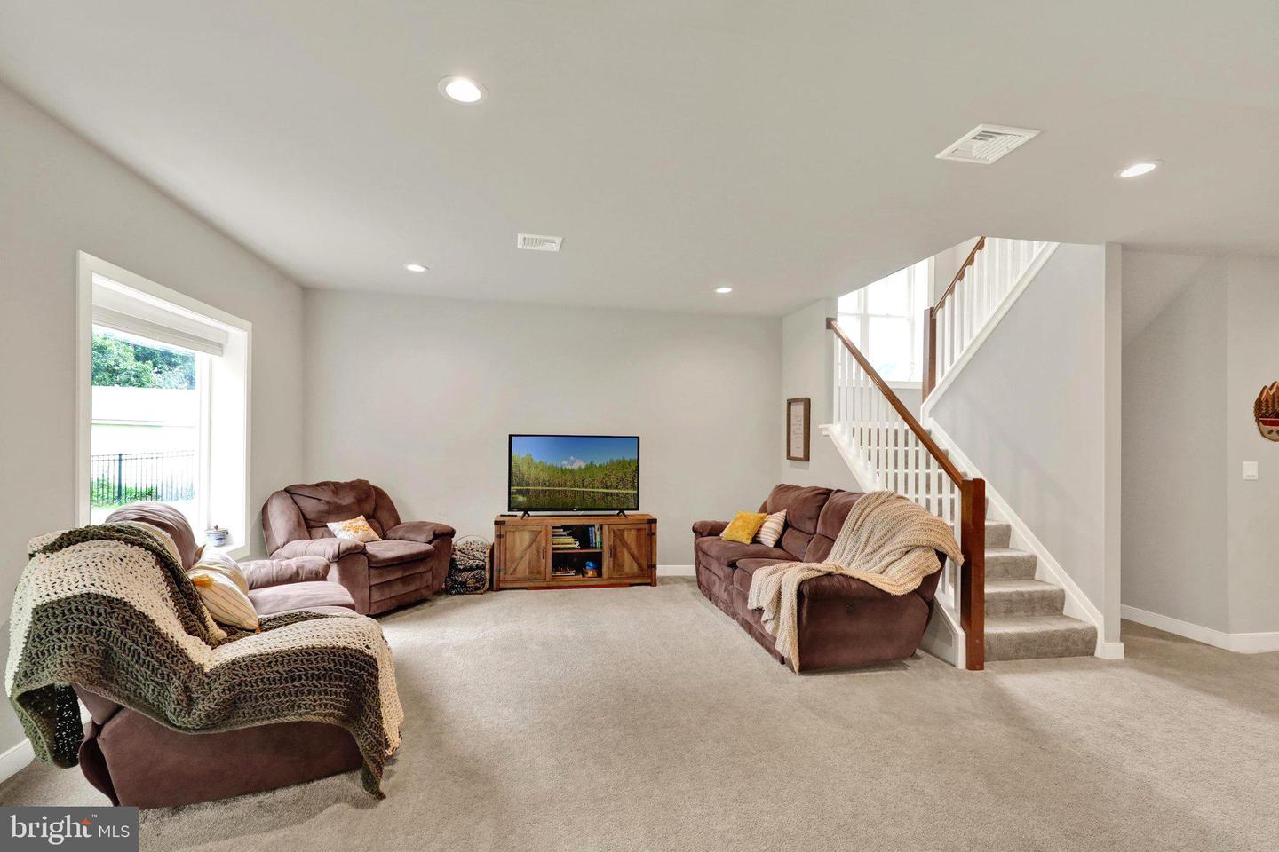 12 Thistle Ct Property Photo 39