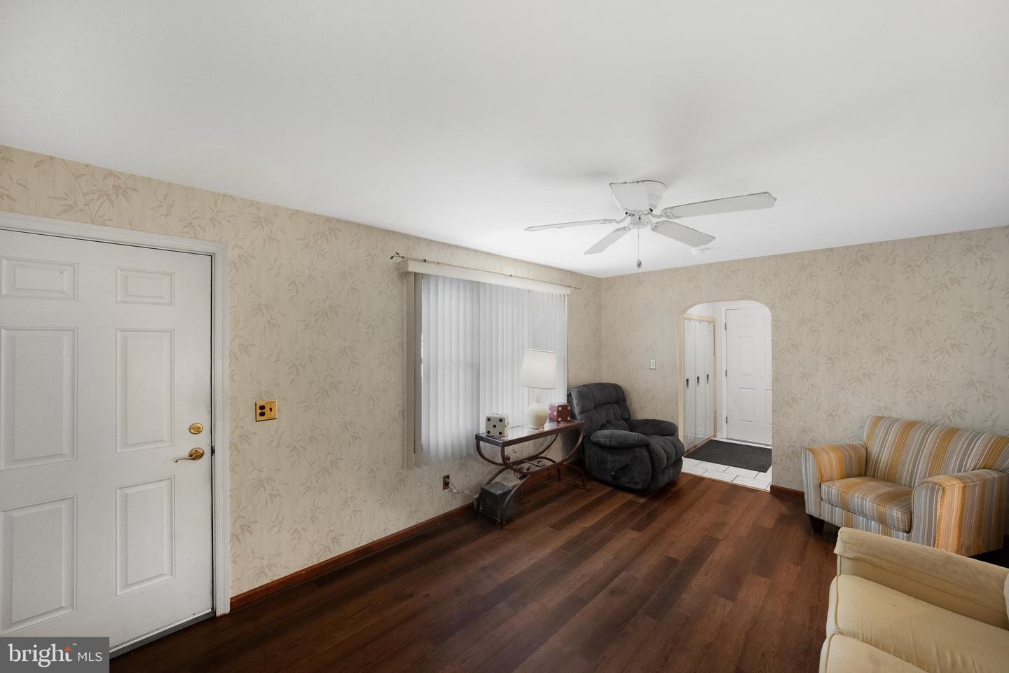115 Ardmore Ave Property Photo 8