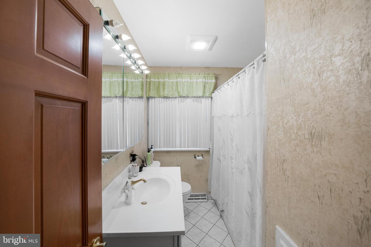 115 Ardmore Ave Property Photo 18