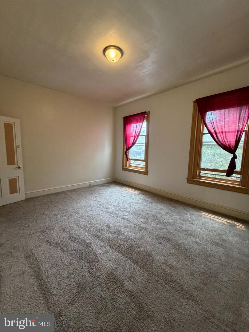 1049 Oley St Property Photo 30