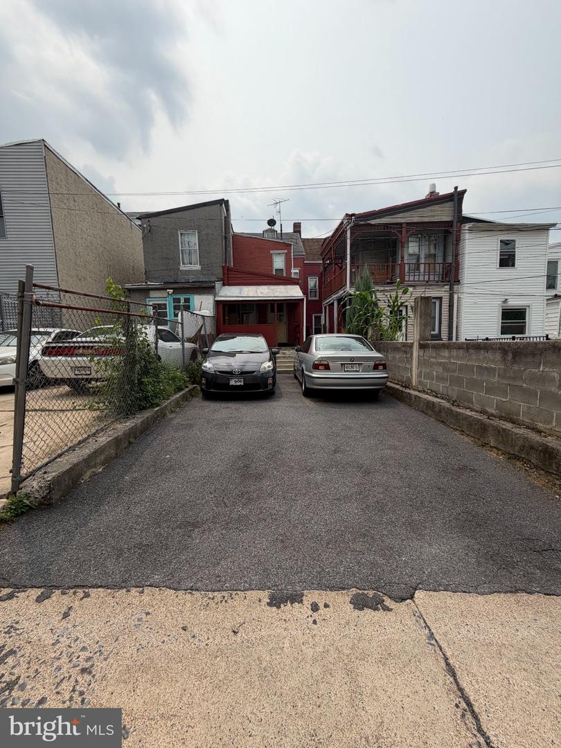 1049 Oley St Property Photo 40