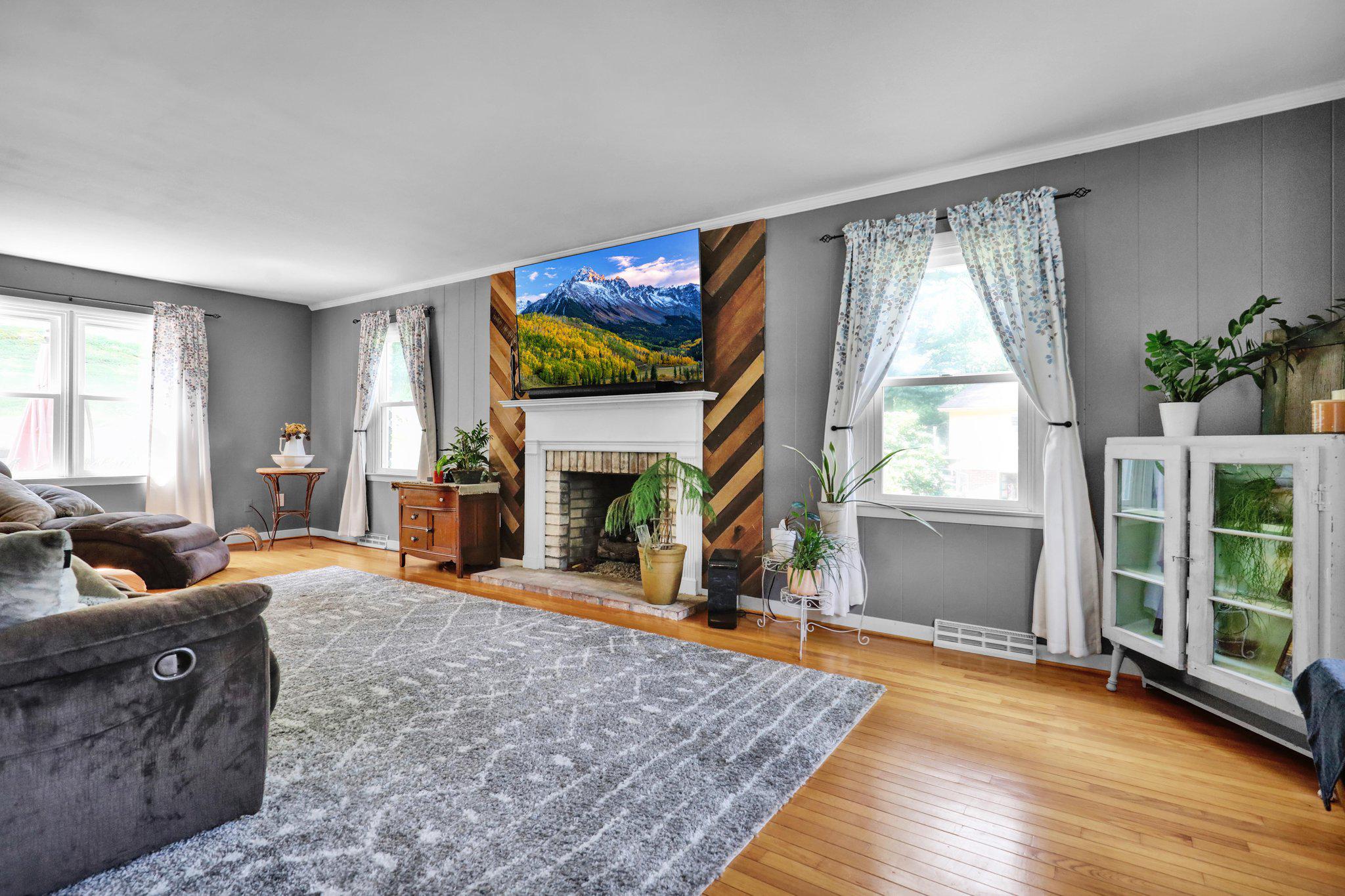 18 Hillside Rd Property Photo 13
