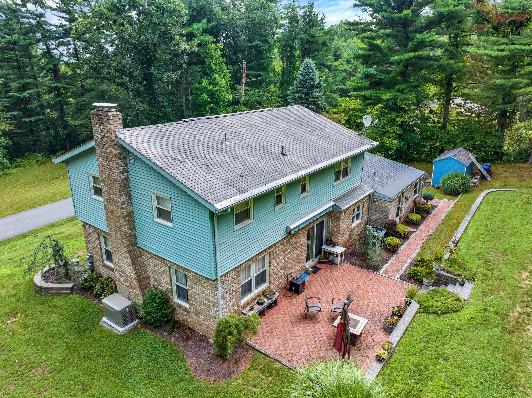 18 Hillside Rd Property Photo 42