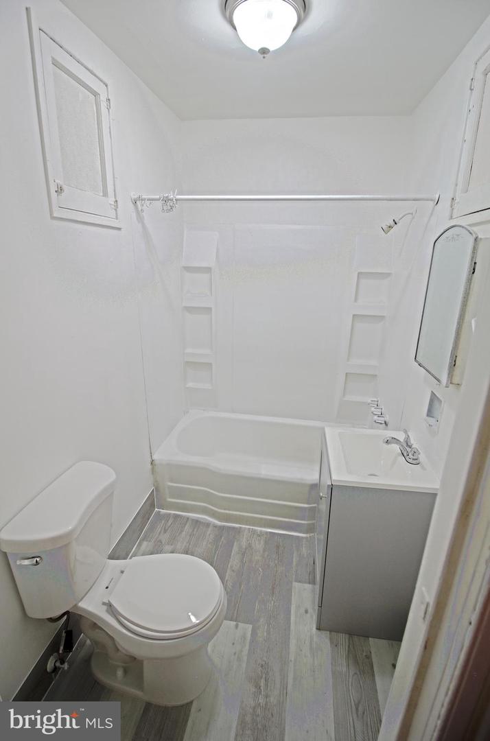 1016 N 11th St #3 Property Photo 7