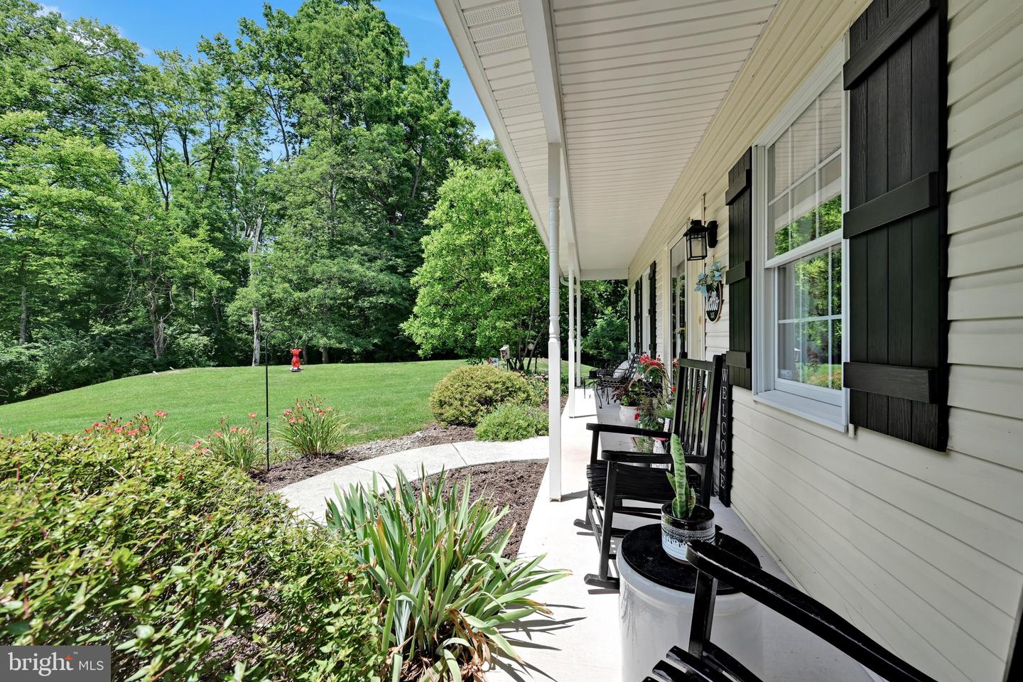 21 Spring Meadow Ln Property Photo 13