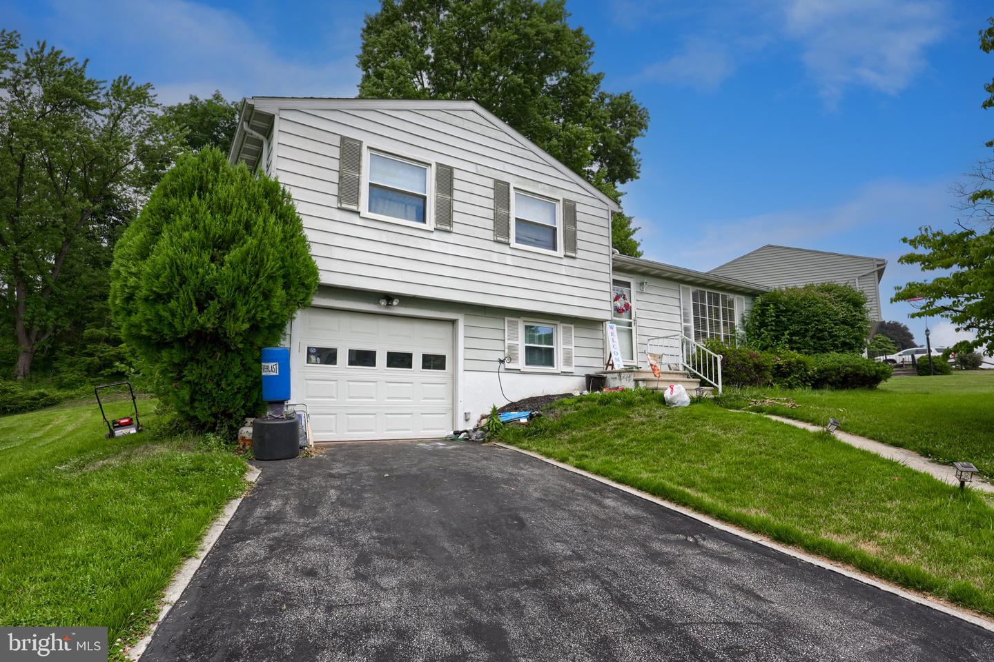 3605 Orchard Ct Property Photo 2