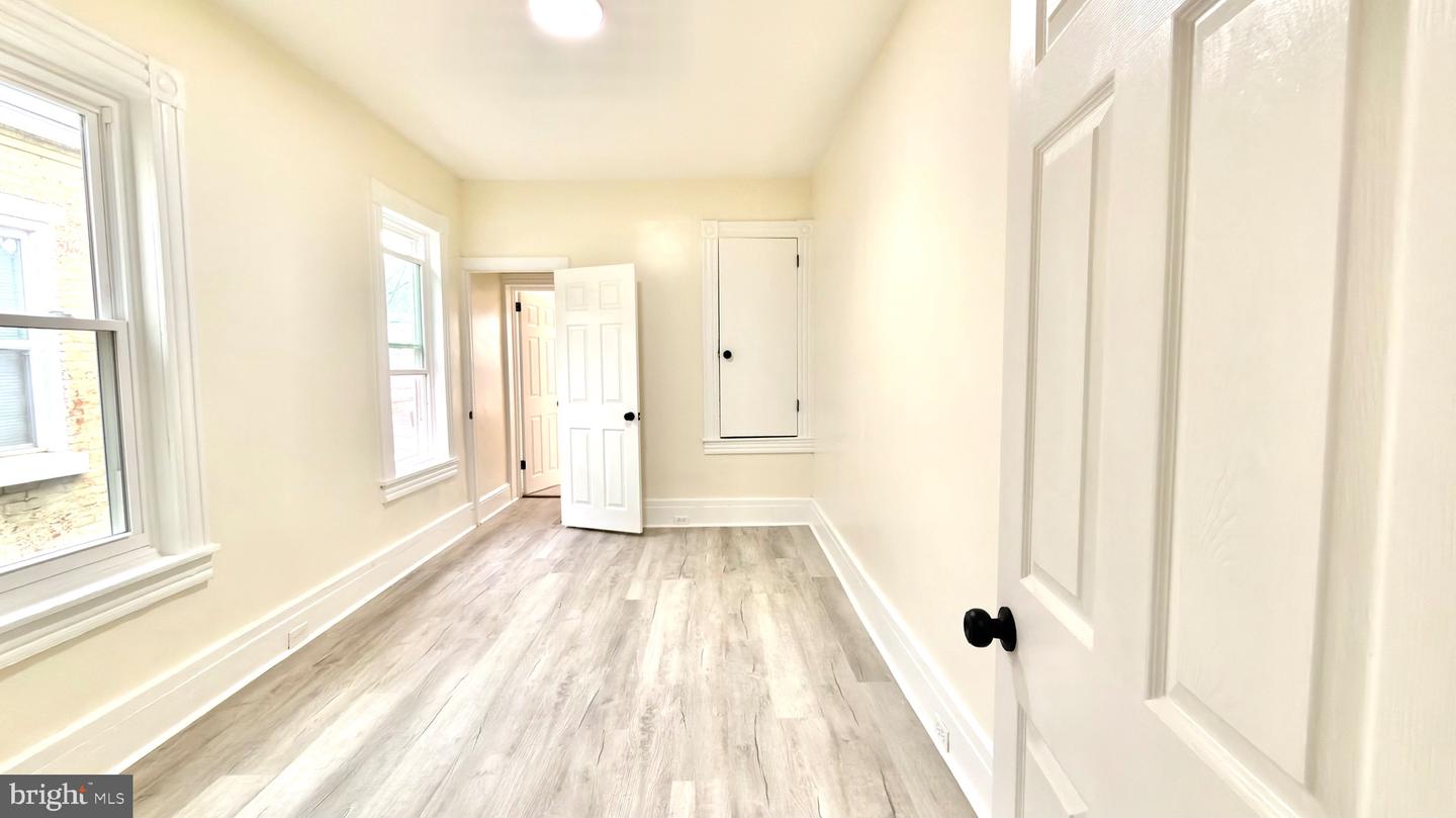 553 Gordon St Property Photo 21