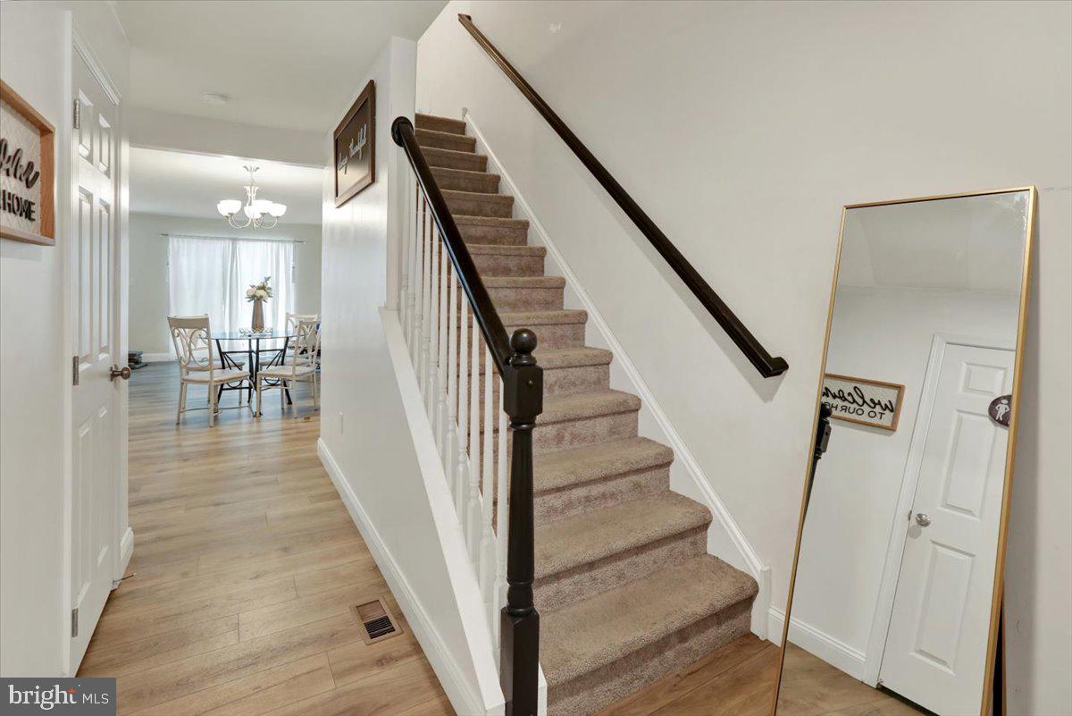 7 Rosalies Way Property Photo 8