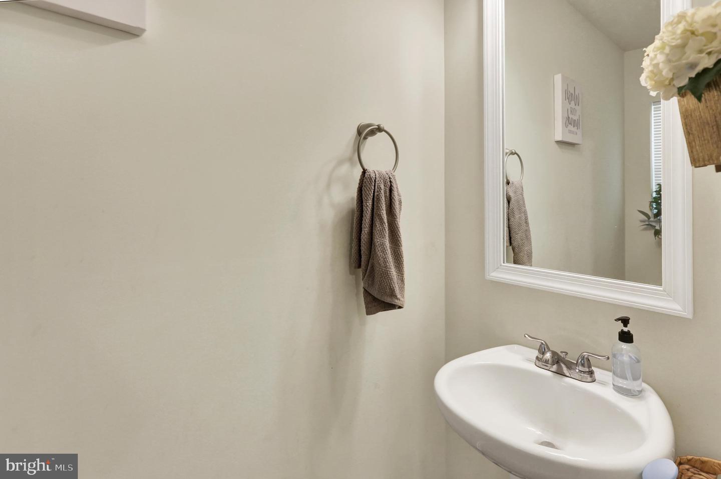 7 Rosalies Way Property Photo 9