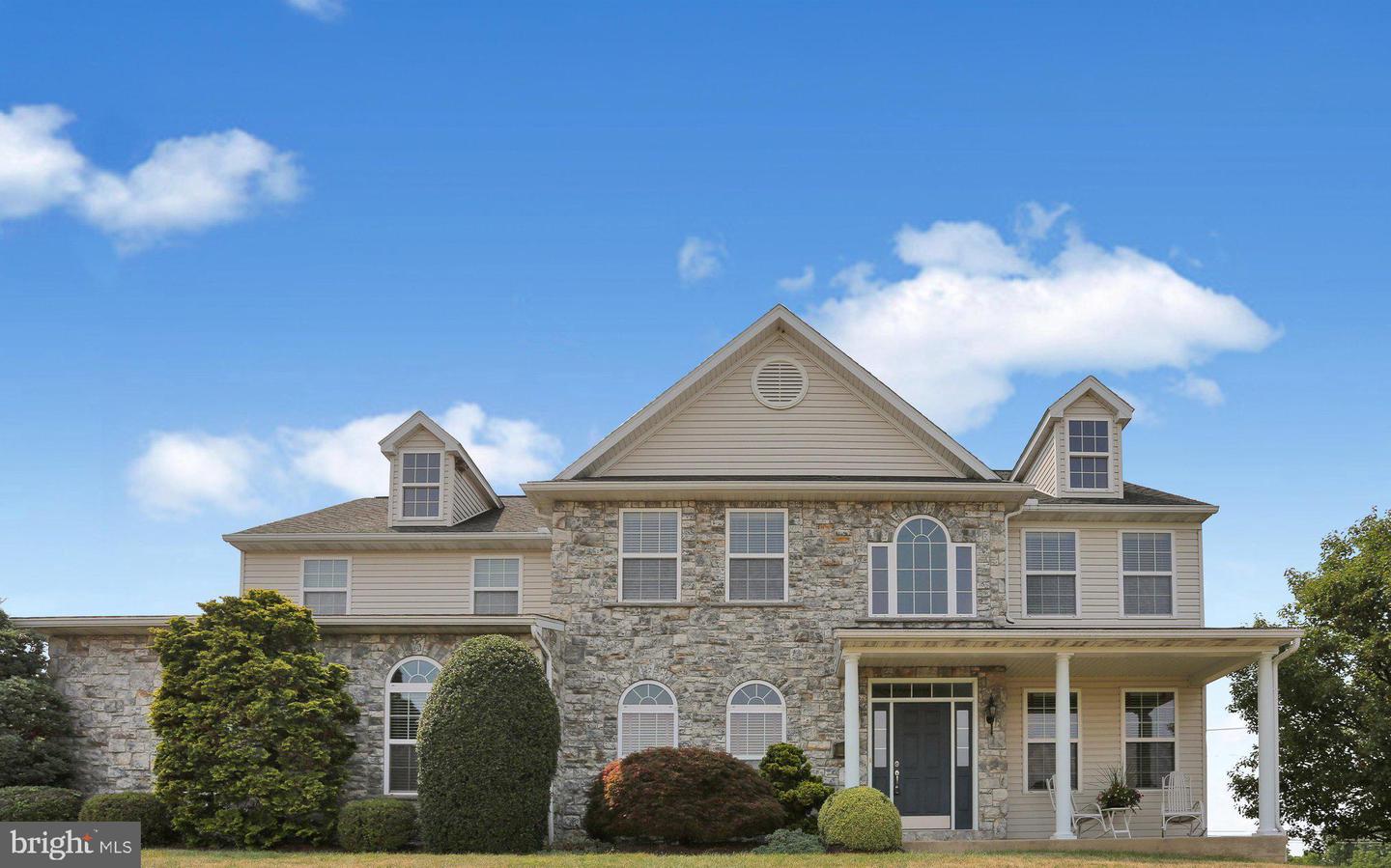 128 GREAT BEND WAY