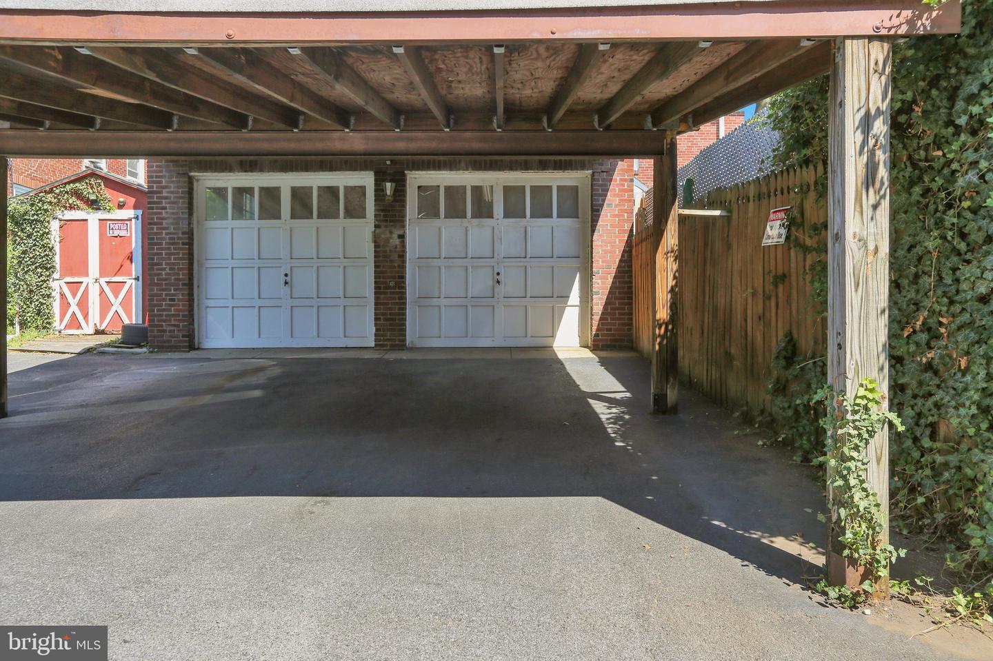 1600 N 12th St Property Photo 52