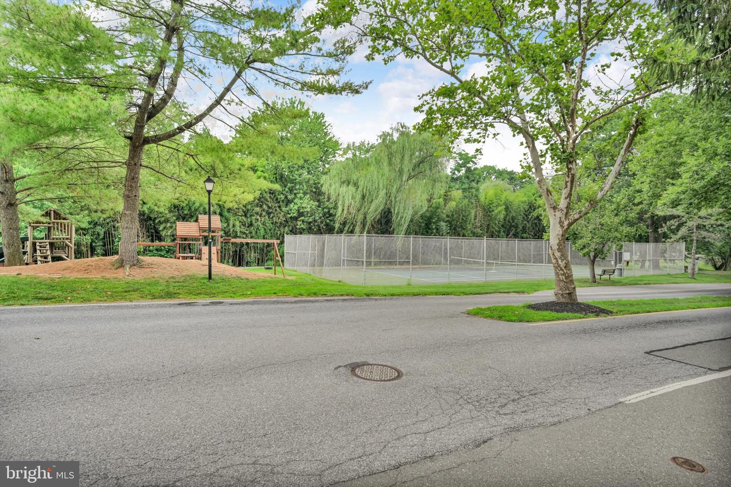 2-b Fairway Rd Property Photo 30