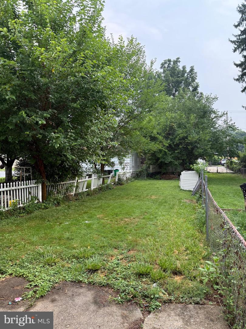 36 Philadelphia Ave Property Photo 21