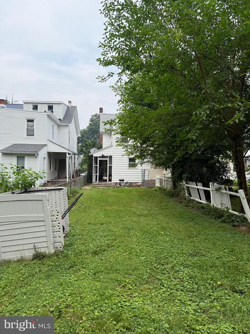 36 Philadelphia Ave Property Photo 22