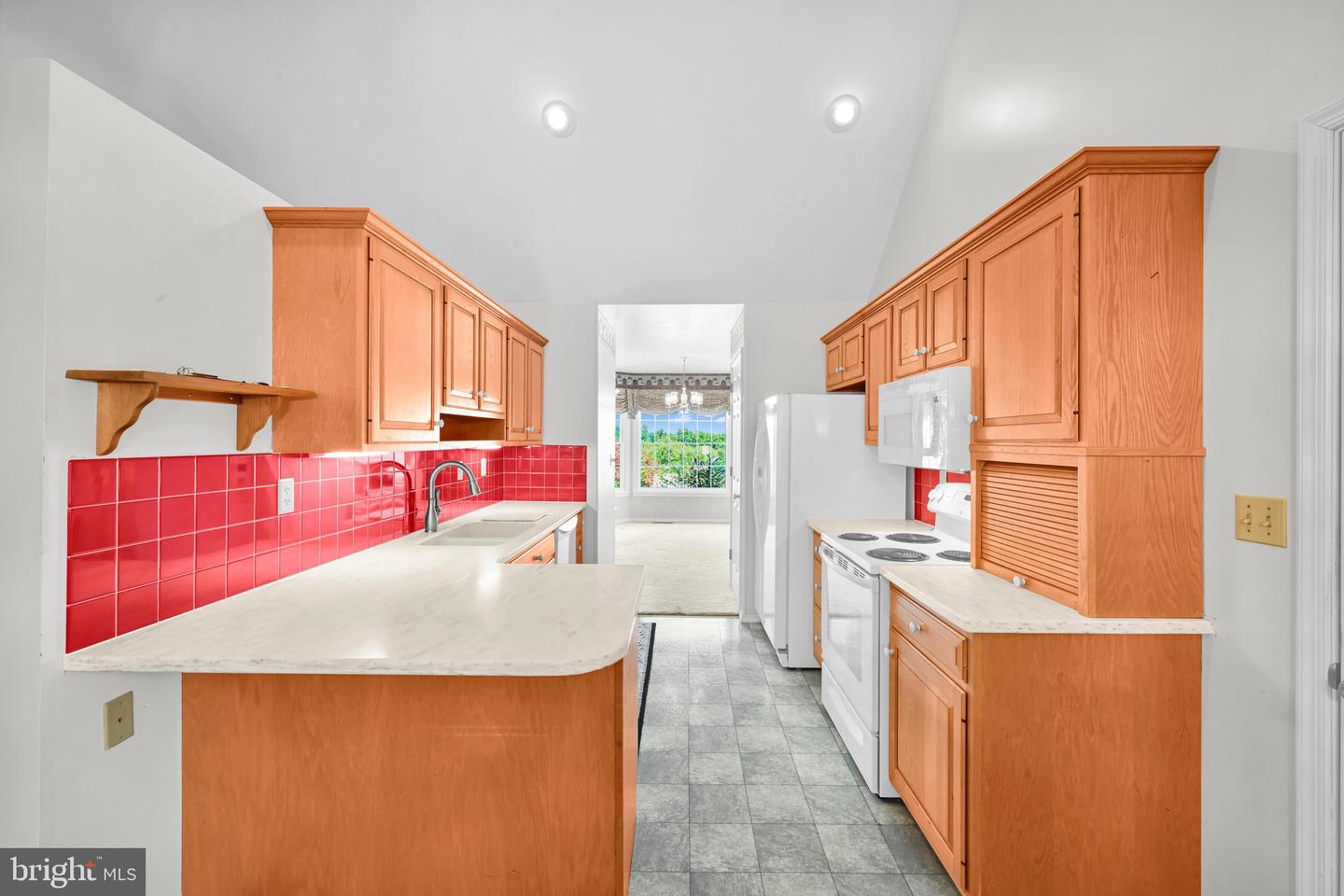 114 Hill Rd Property Photo 17