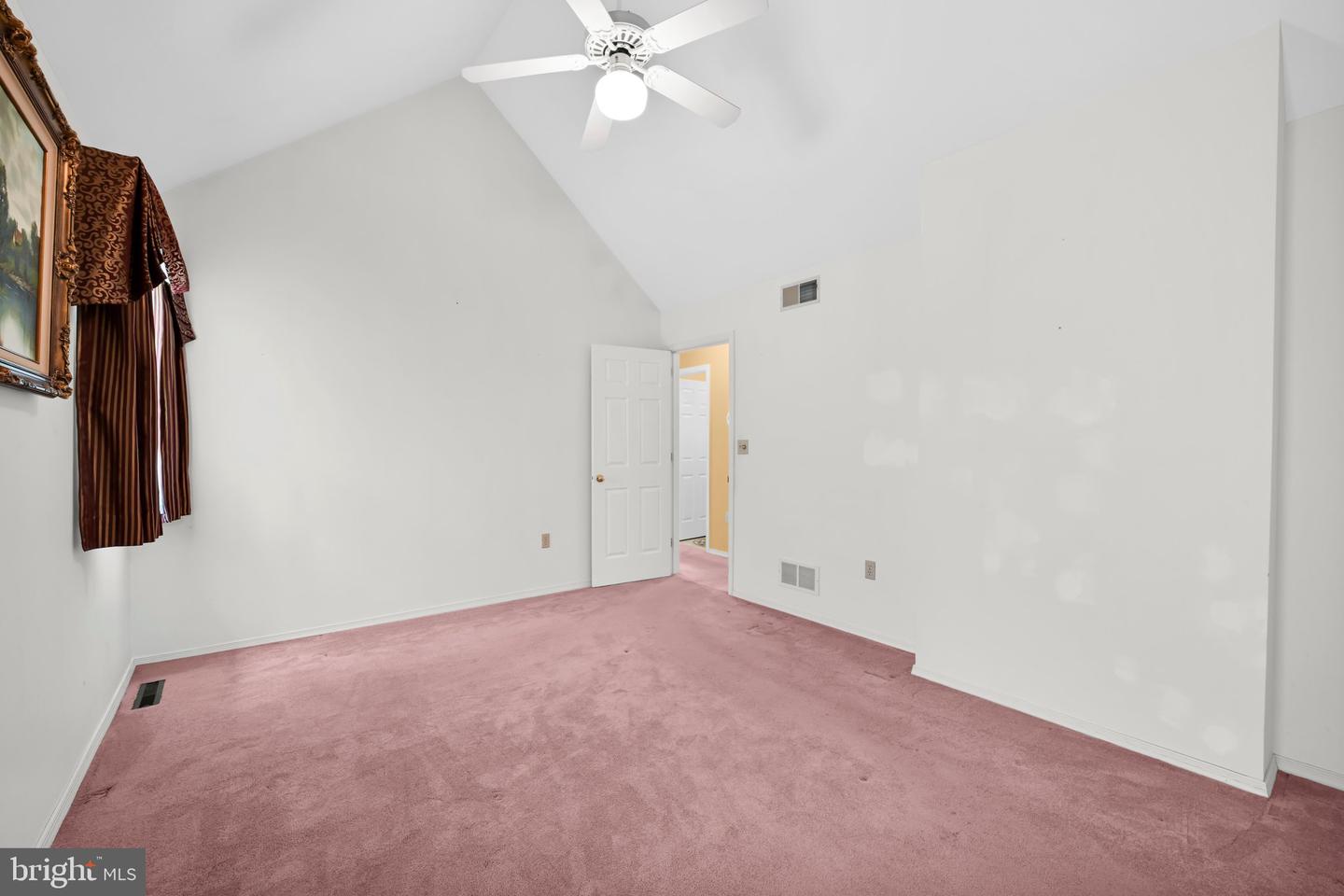 114 Hill Rd Property Photo 19