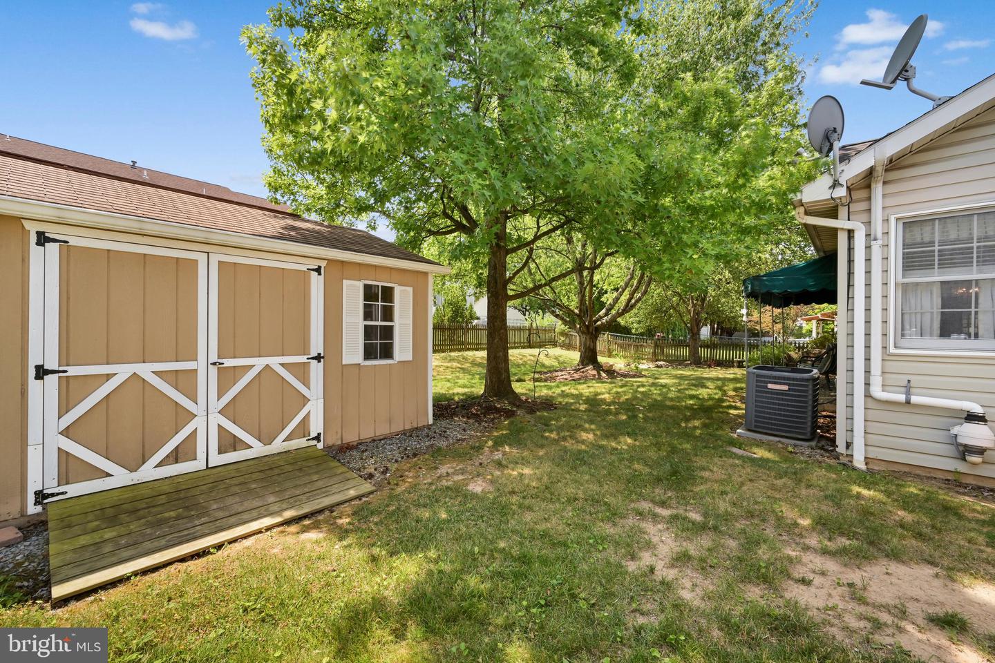 114 Hill Rd Property Photo 30