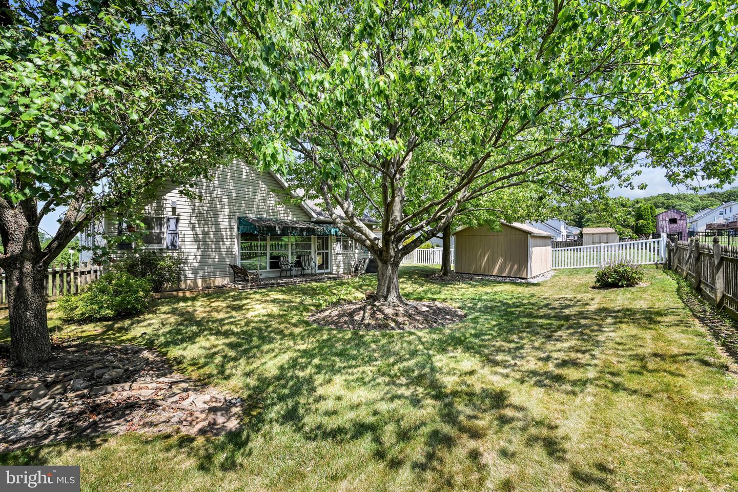 114 Hill Rd Property Photo 34