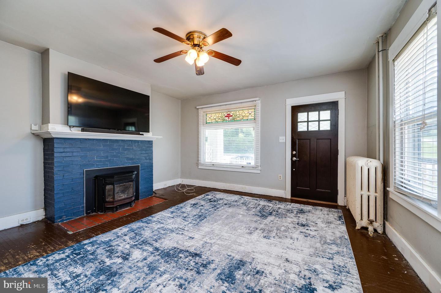 1304 Hampden Blvd Property Photo 5