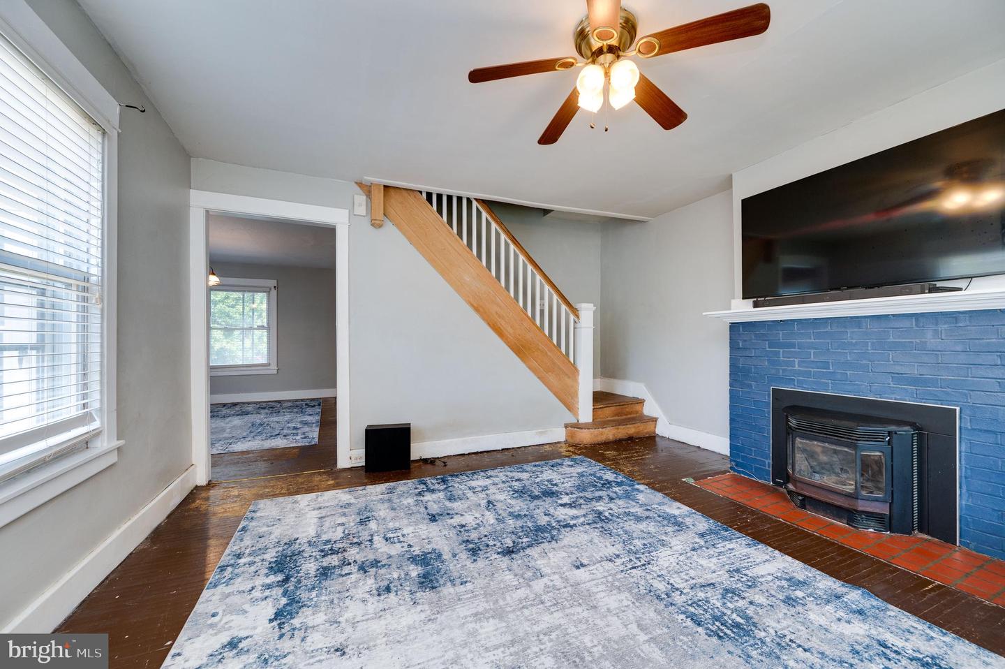 1304 Hampden Blvd Property Photo 9
