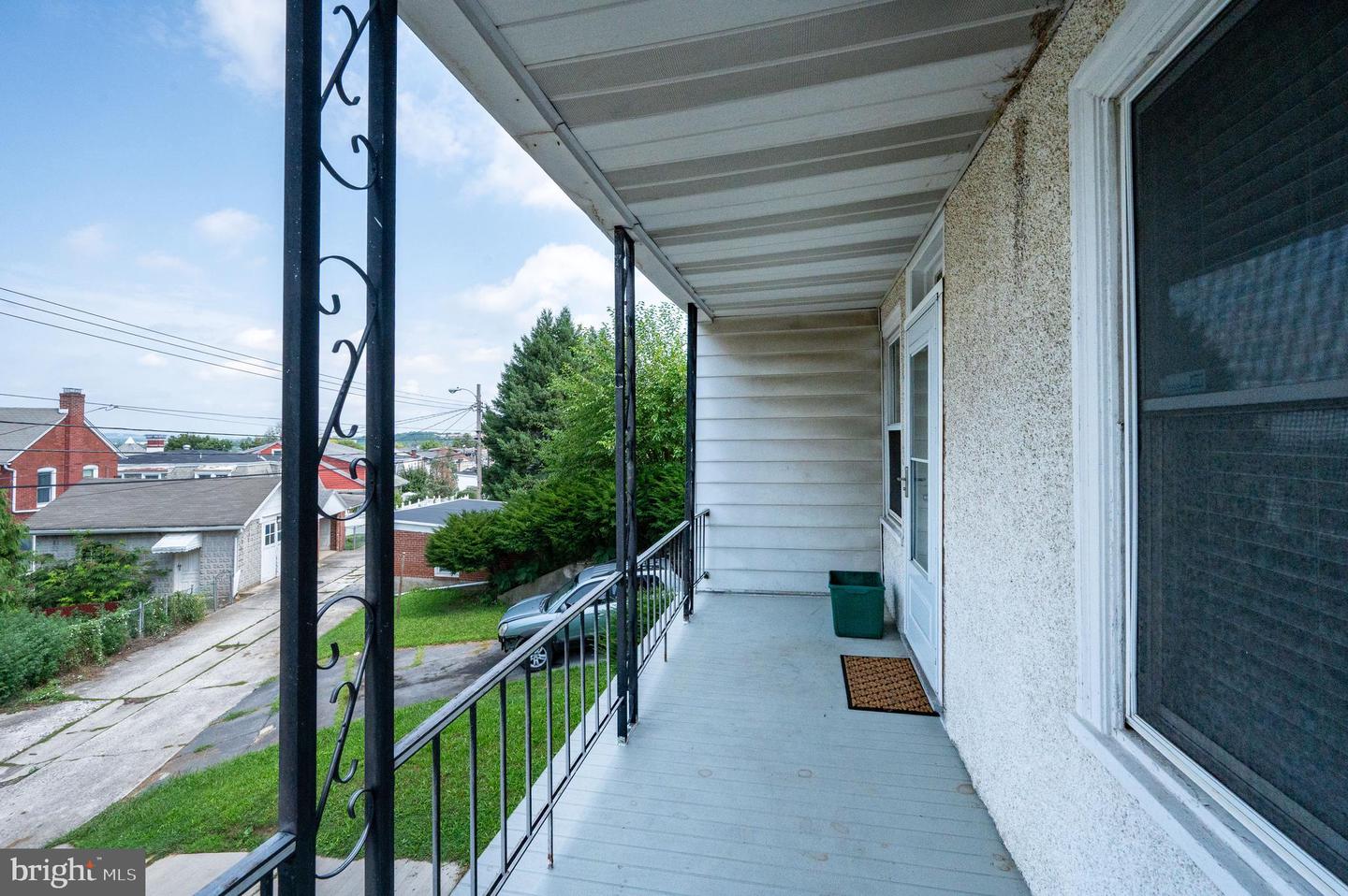 1304 Hampden Blvd Property Photo 21