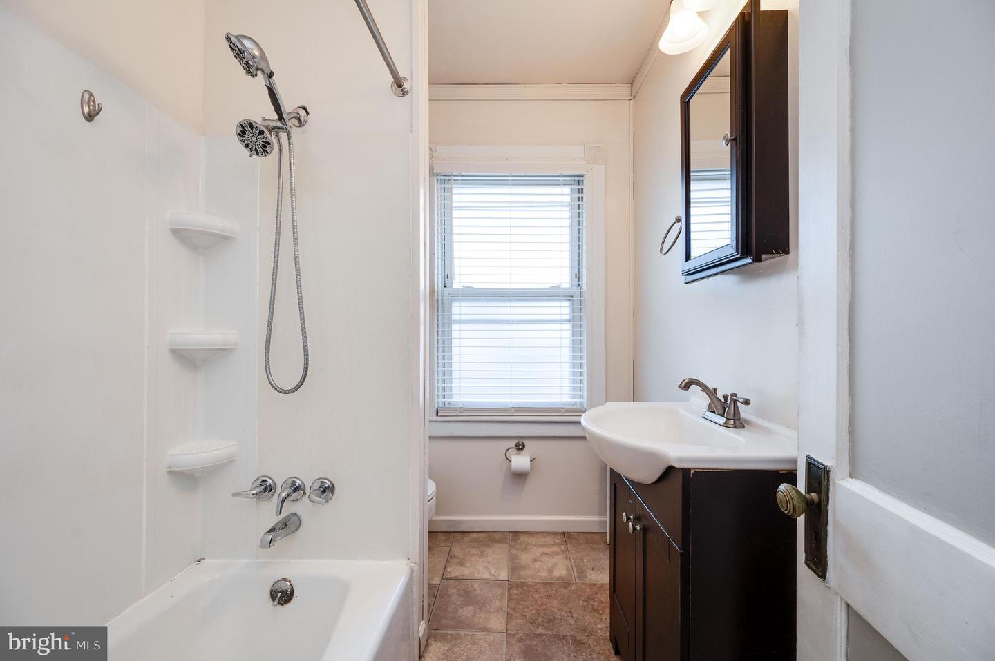 1304 Hampden Blvd Property Photo 27