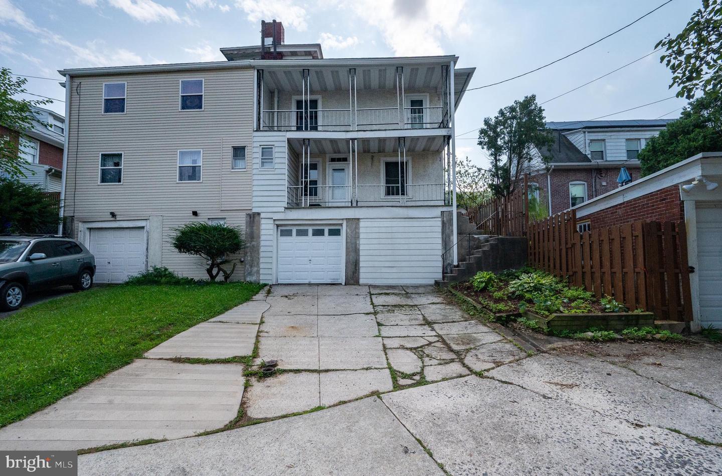 1304 Hampden Blvd Property Photo 37