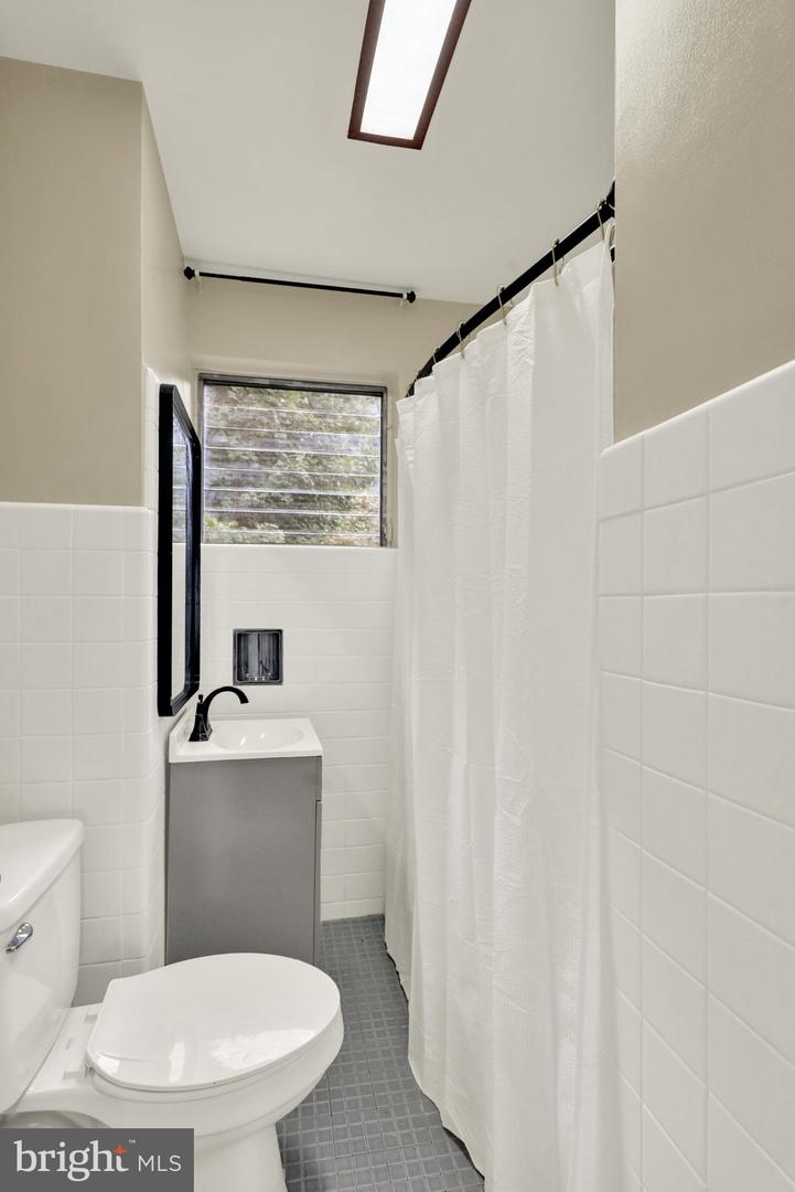 1307 Hampden Blvd Property Photo 21