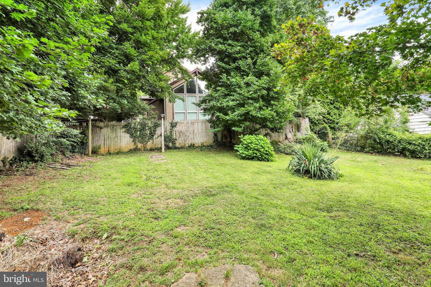 1307 Hampden Blvd Property Photo 26