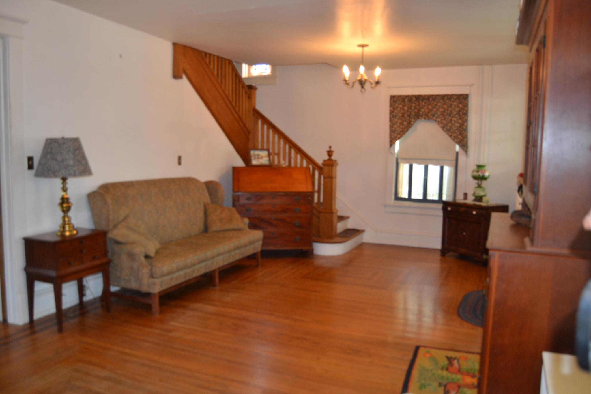523 Main St Property Photo 22