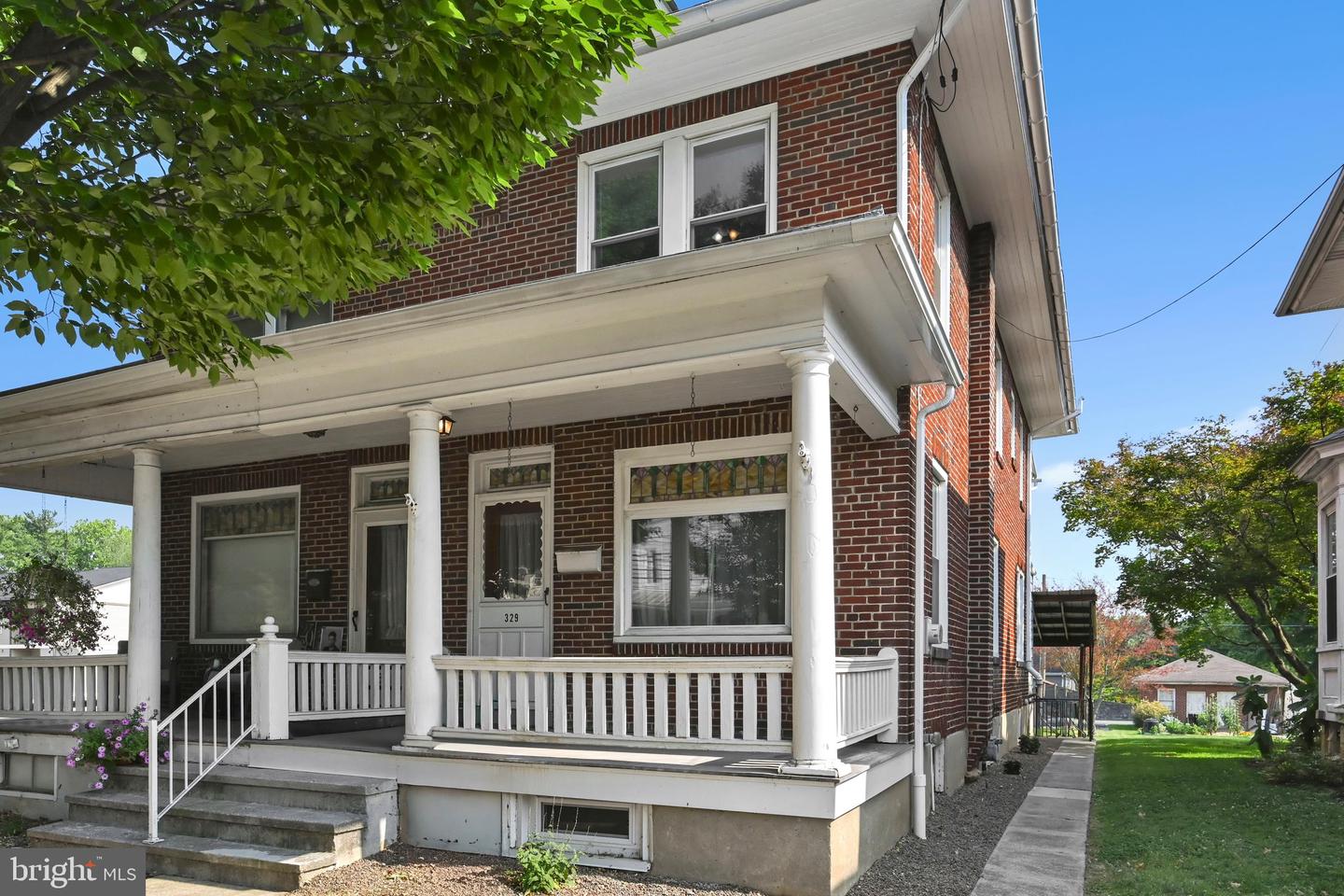 329 W Penn Ave Property Photo 4