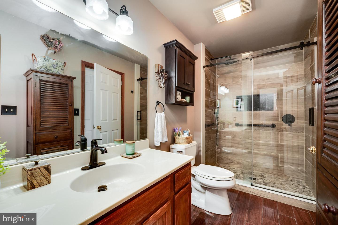 128 Hill Rd Property Photo 25