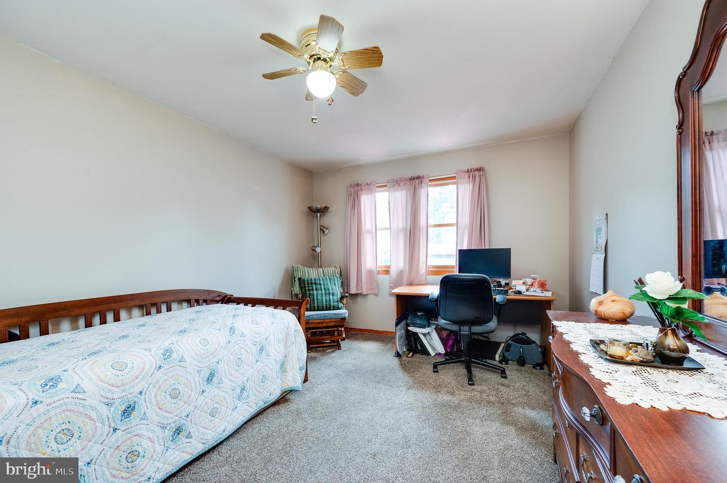 128 Hill Rd Property Photo 30