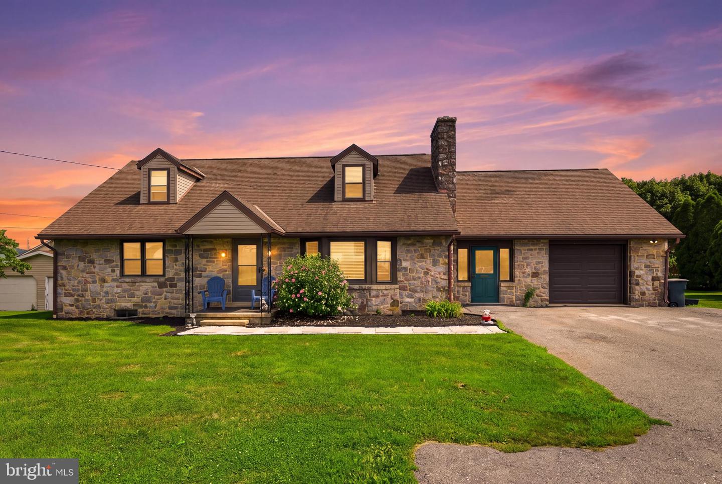 2245 Moselem Springs Road Property Photo 1