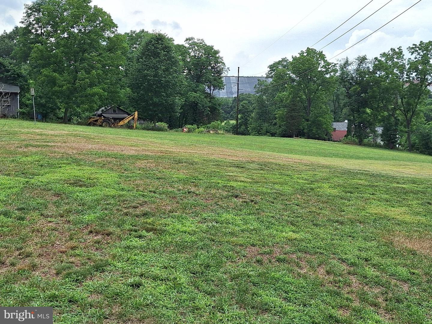 423 S Baumstown Rd Property Photo 9
