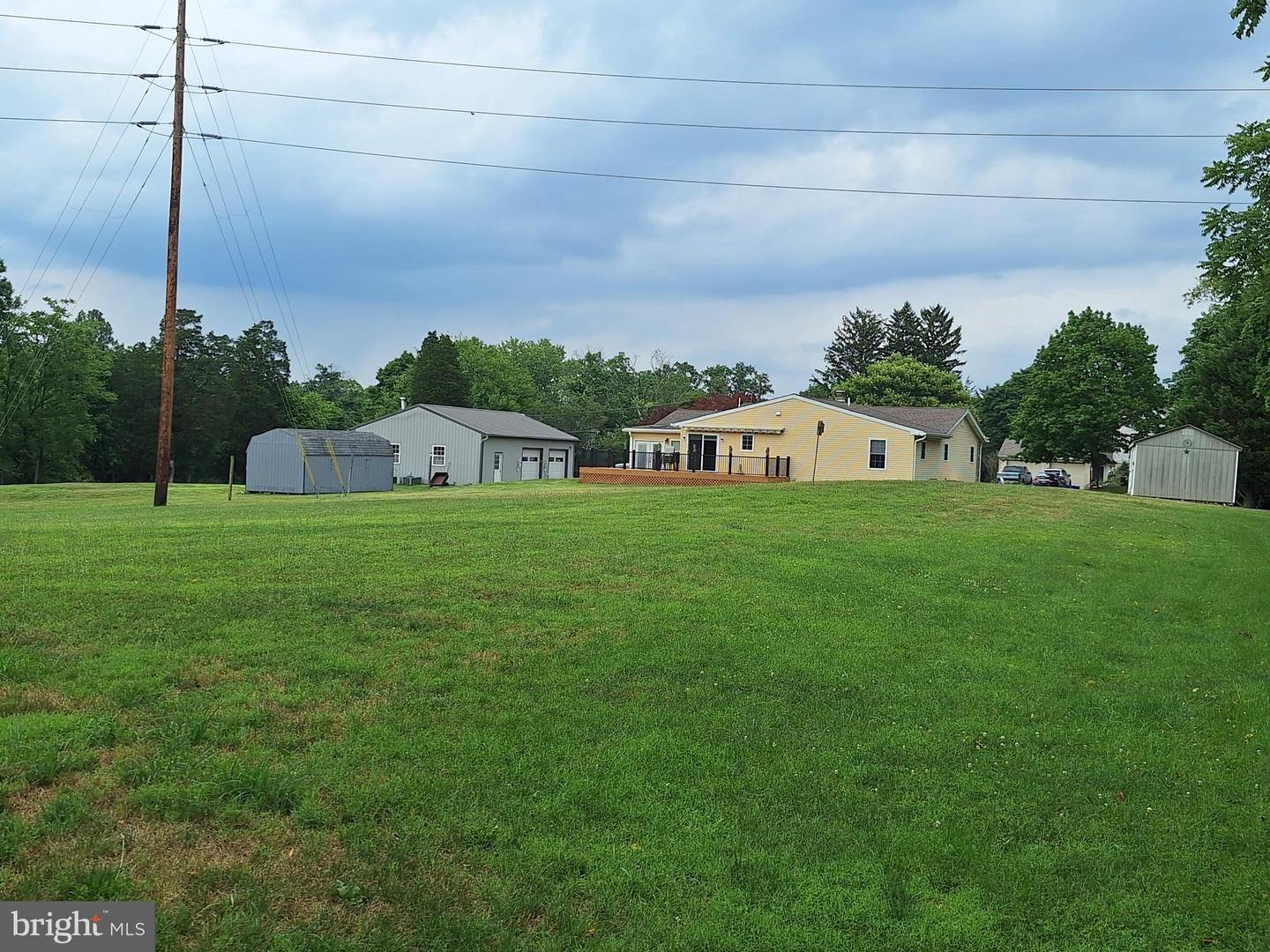 423 S Baumstown Rd Property Photo 12