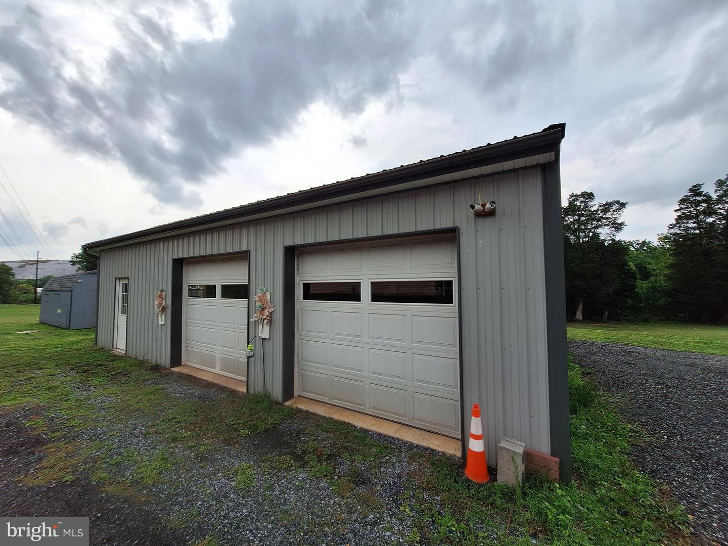 423 S Baumstown Rd Property Photo 15