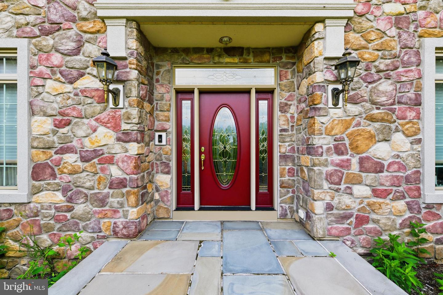 7 Woods Way Property Photo 12