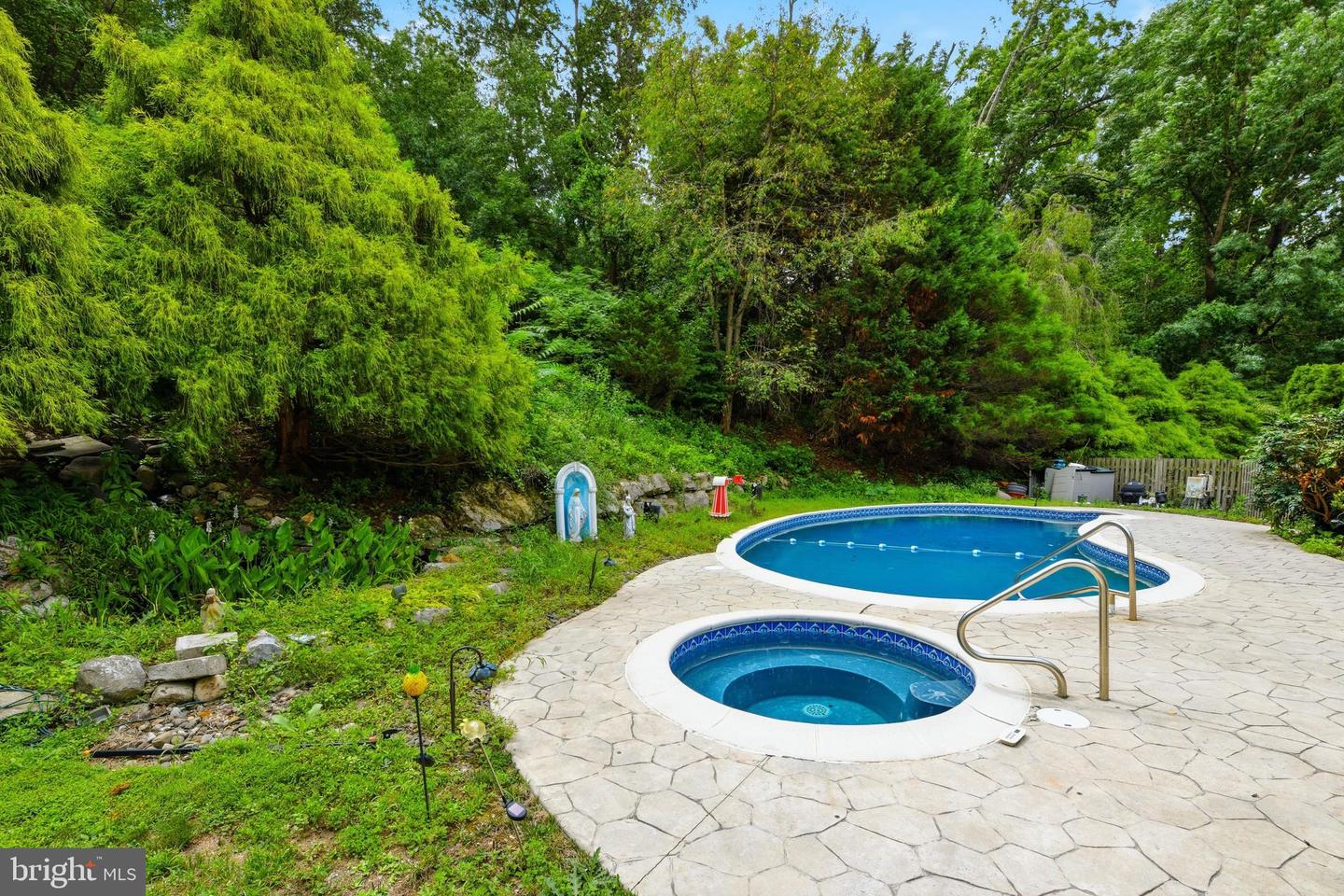 7 Woods Way Property Photo 54