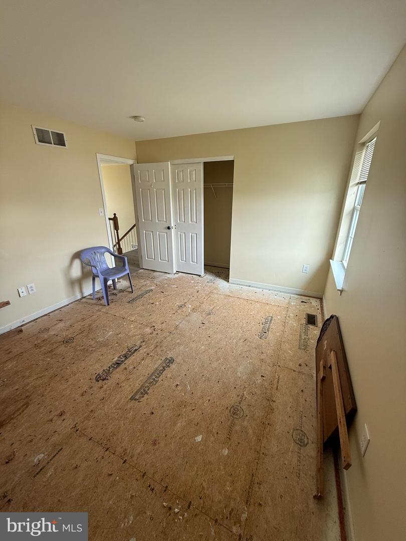 215 N Sandy Ln Property Photo 22