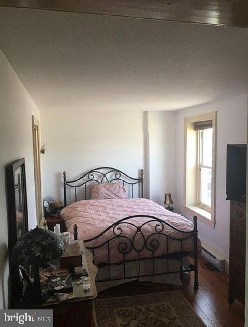 26 S Chestnut St Property Photo 12