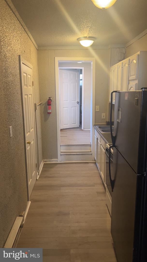 115 Moss St Property Photo 5
