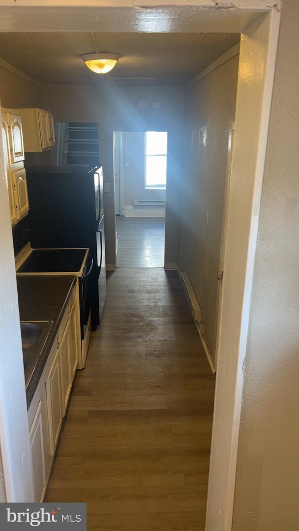115 Moss St Property Photo 7
