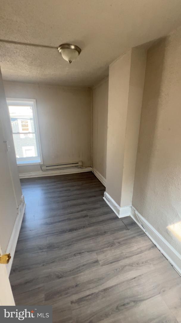 115 Moss St Property Photo 11