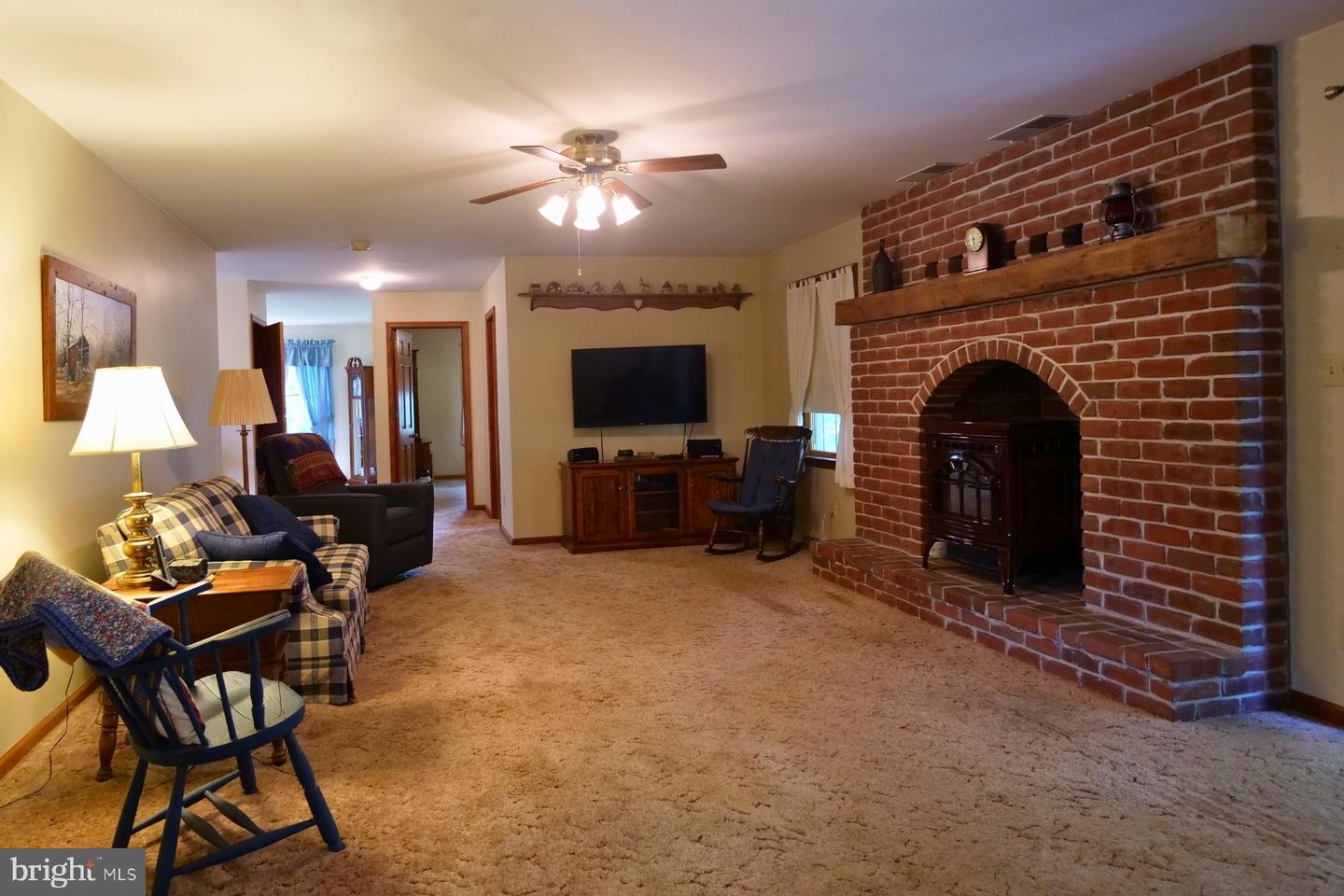 308 Blacksmith Rd Property Photo 5