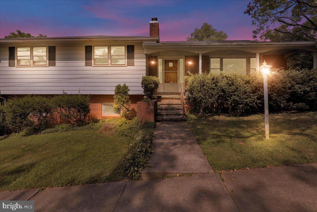 105 Clayton Property Photo 1