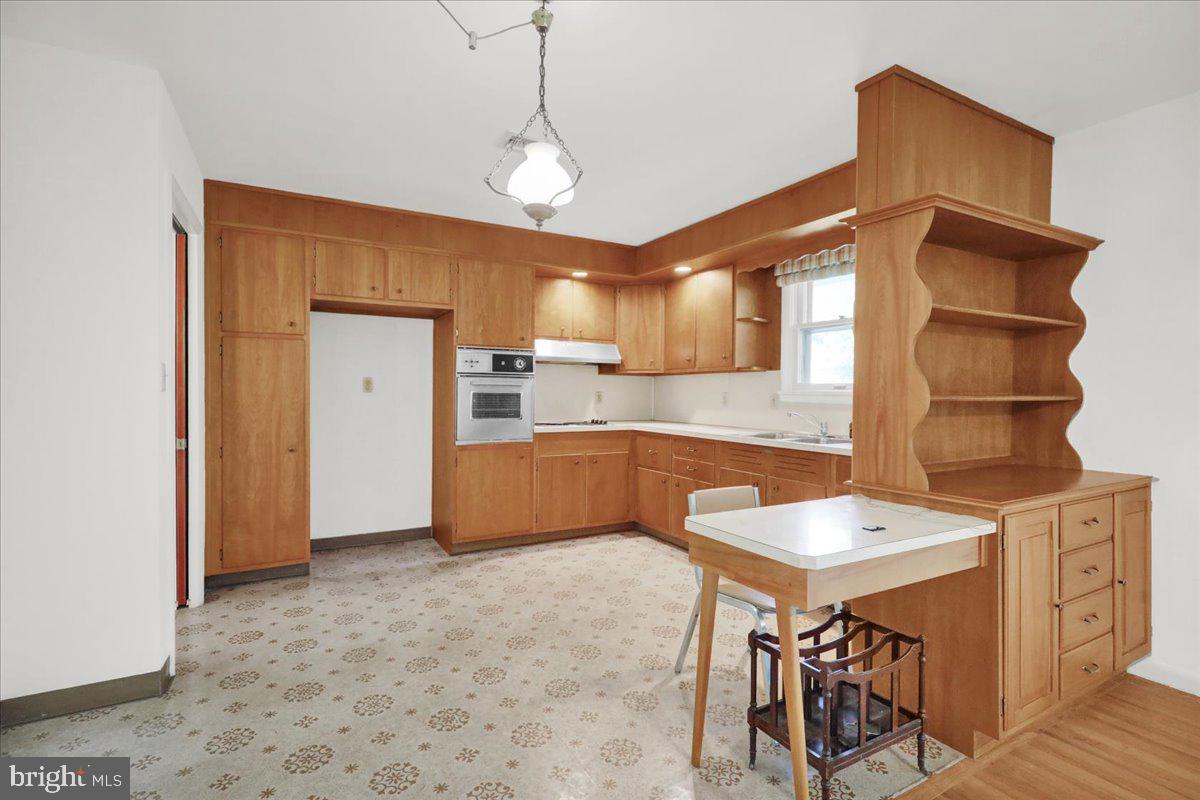 105 Clayton Property Photo 15