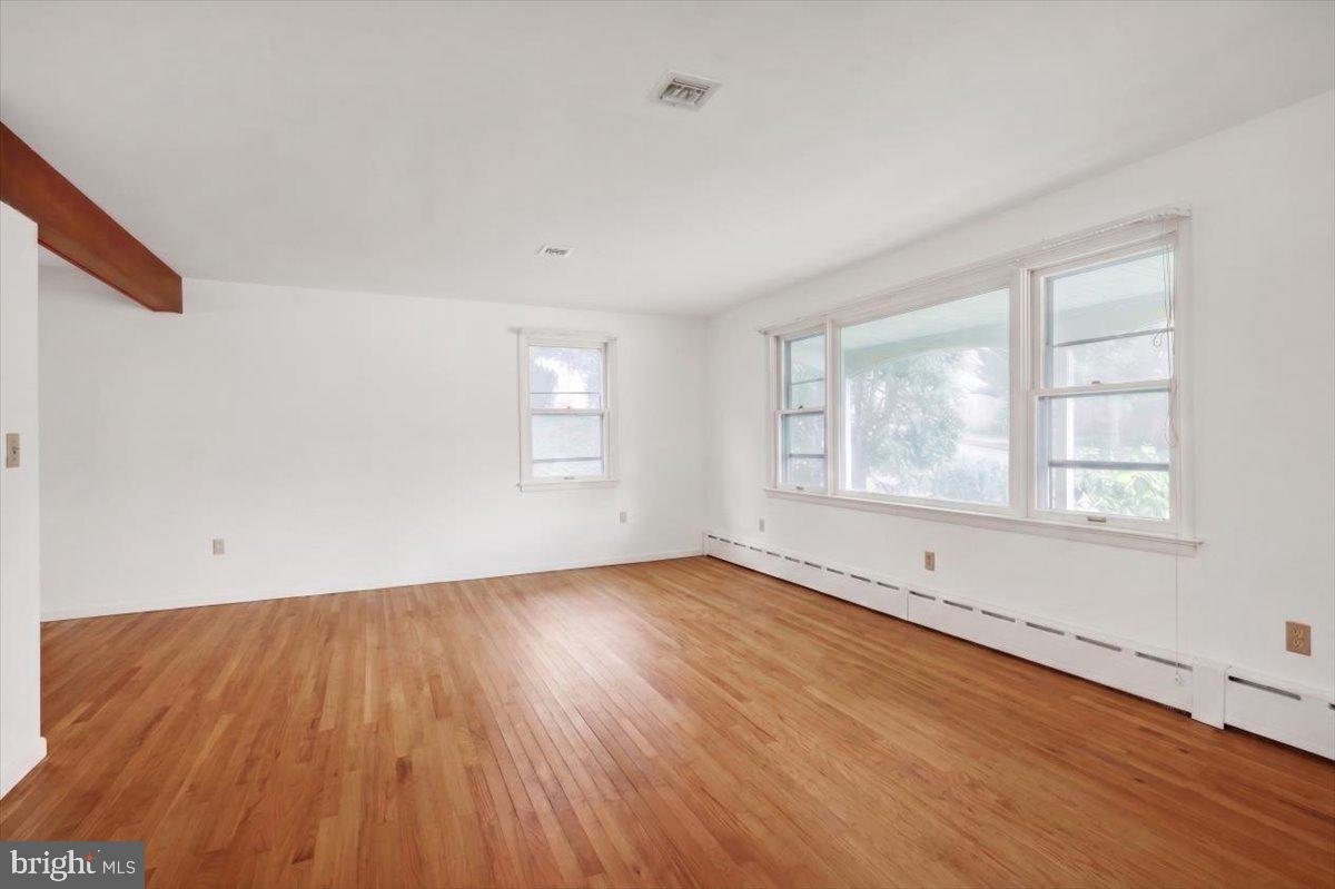 105 Clayton Property Photo 18