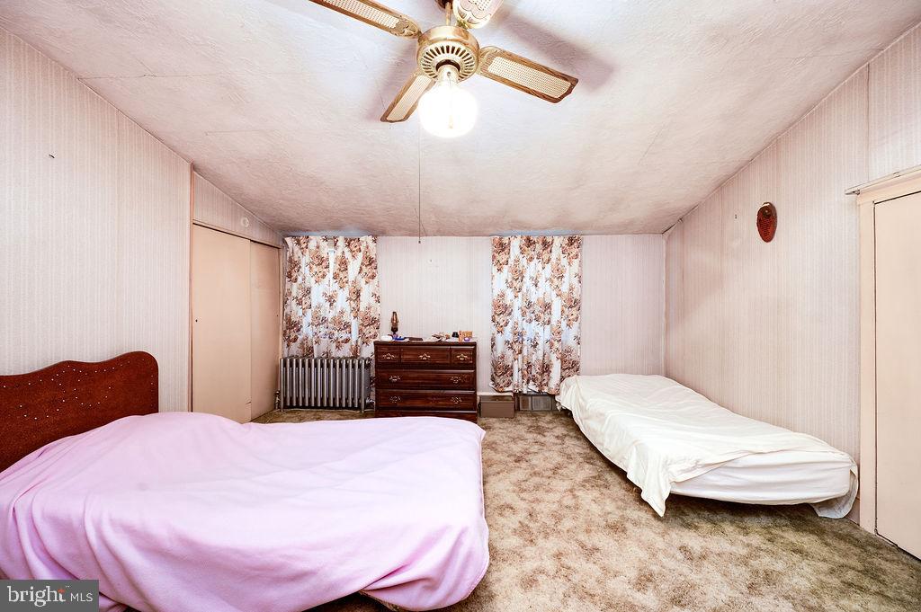 1237 Carbon St Property Photo 16